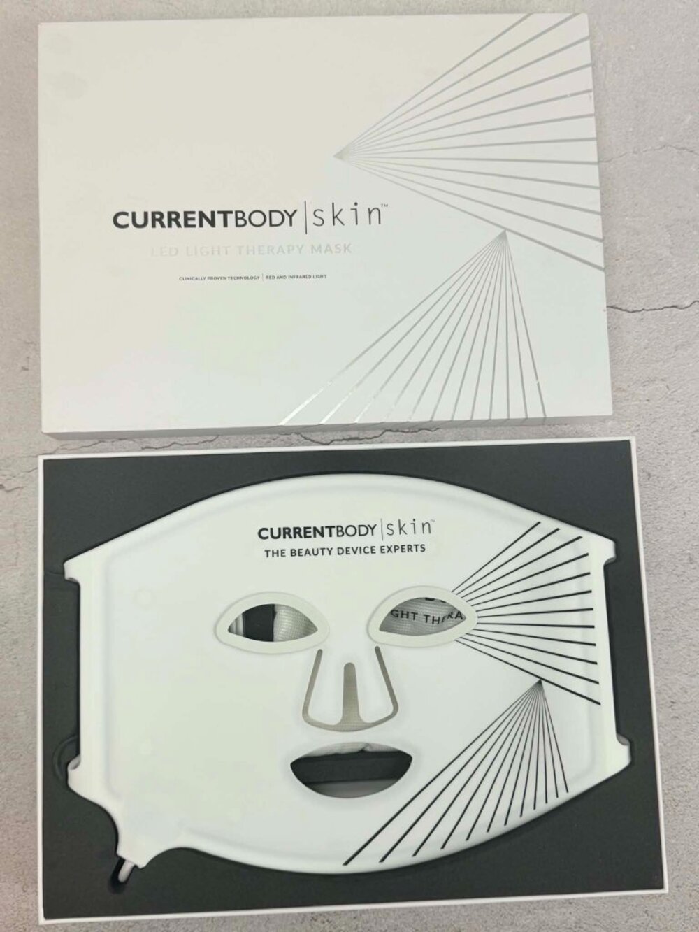 CurrentBody Skin LED Light Mask - Picture 2 of 13